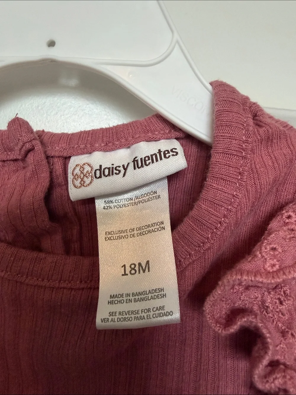 Daisy Fuentes soft ribbed